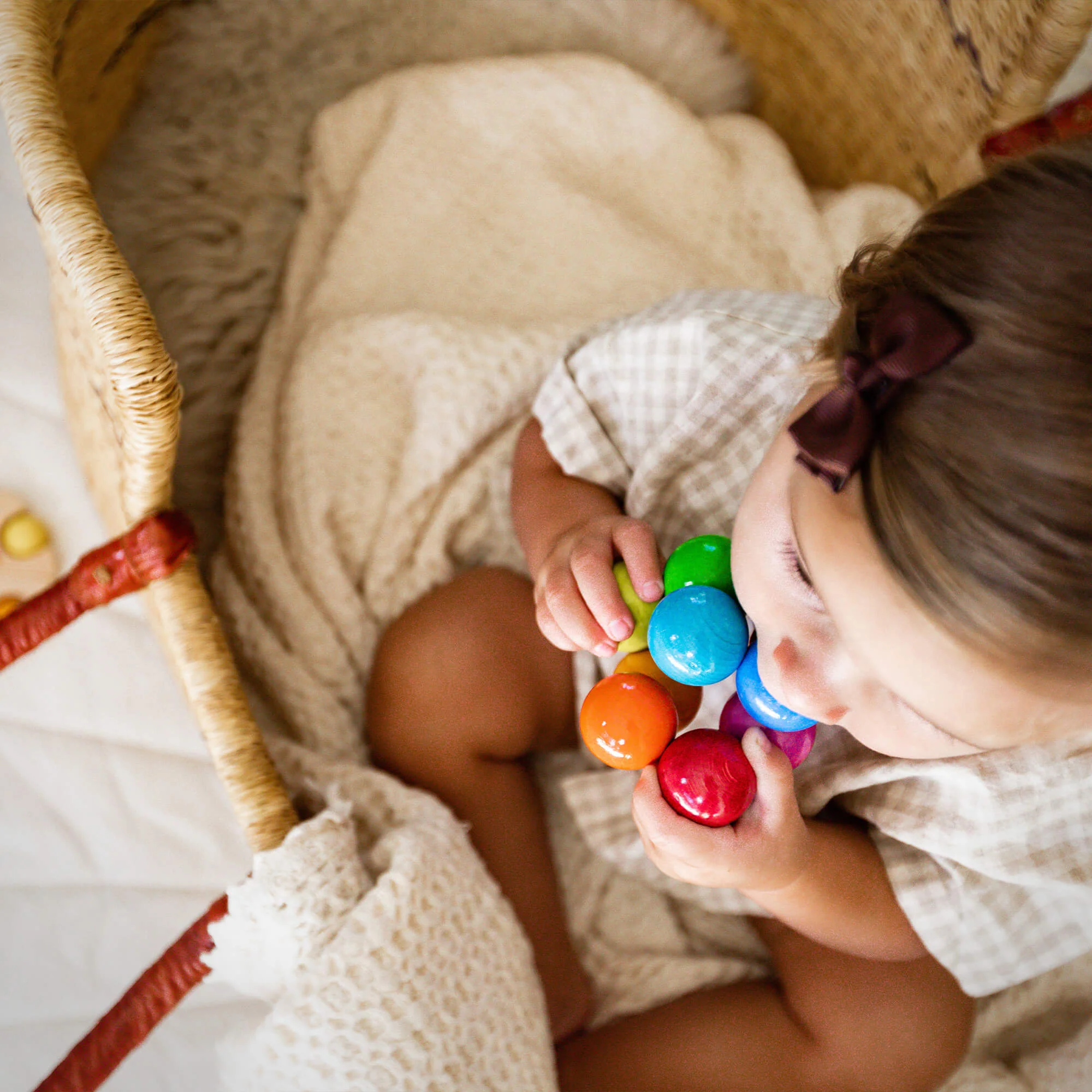 Magica Wooden Grasping and Teething Toy - Image 4