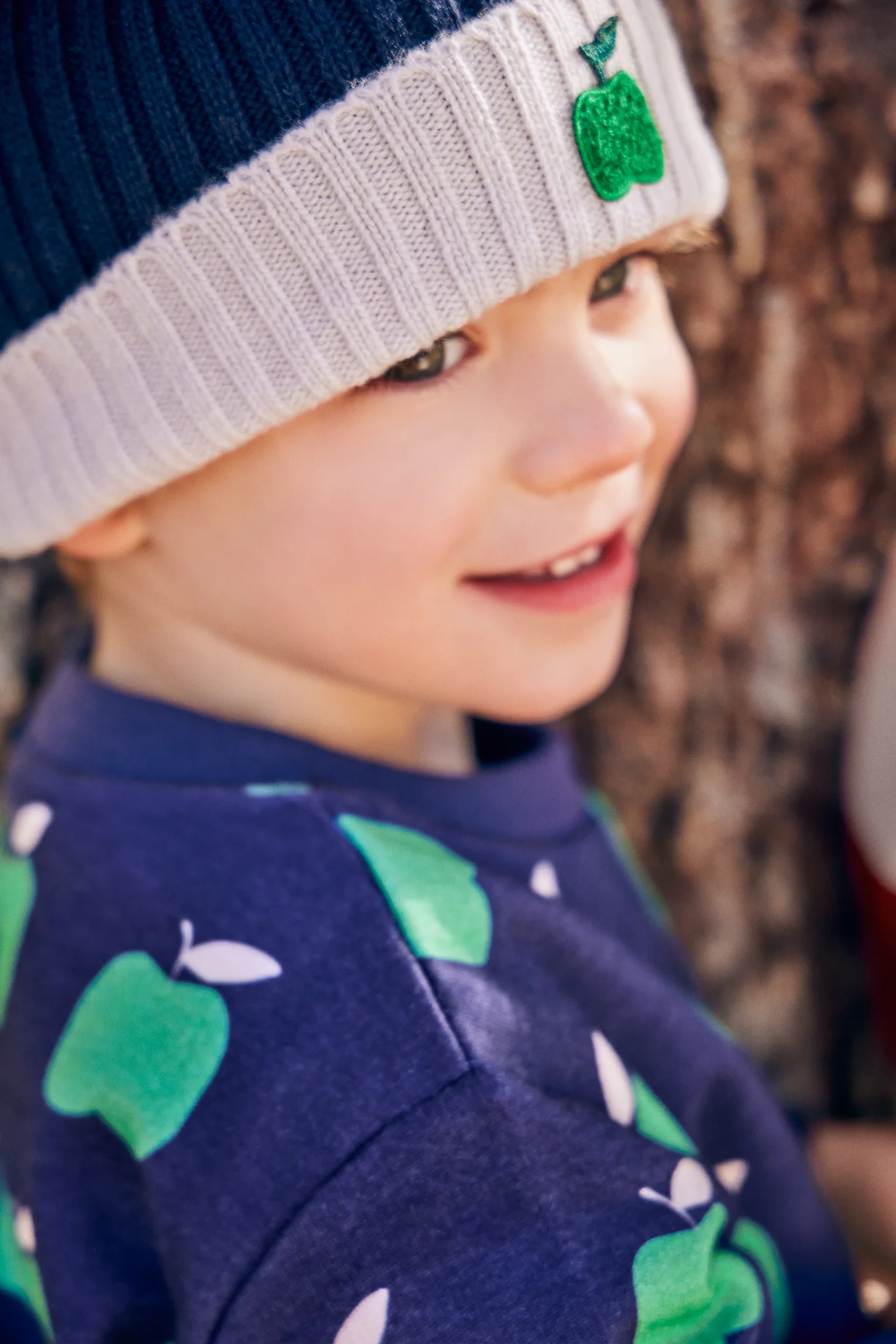 Recycled Cotton Green Apple Kid Sweatshirt - Image 5
