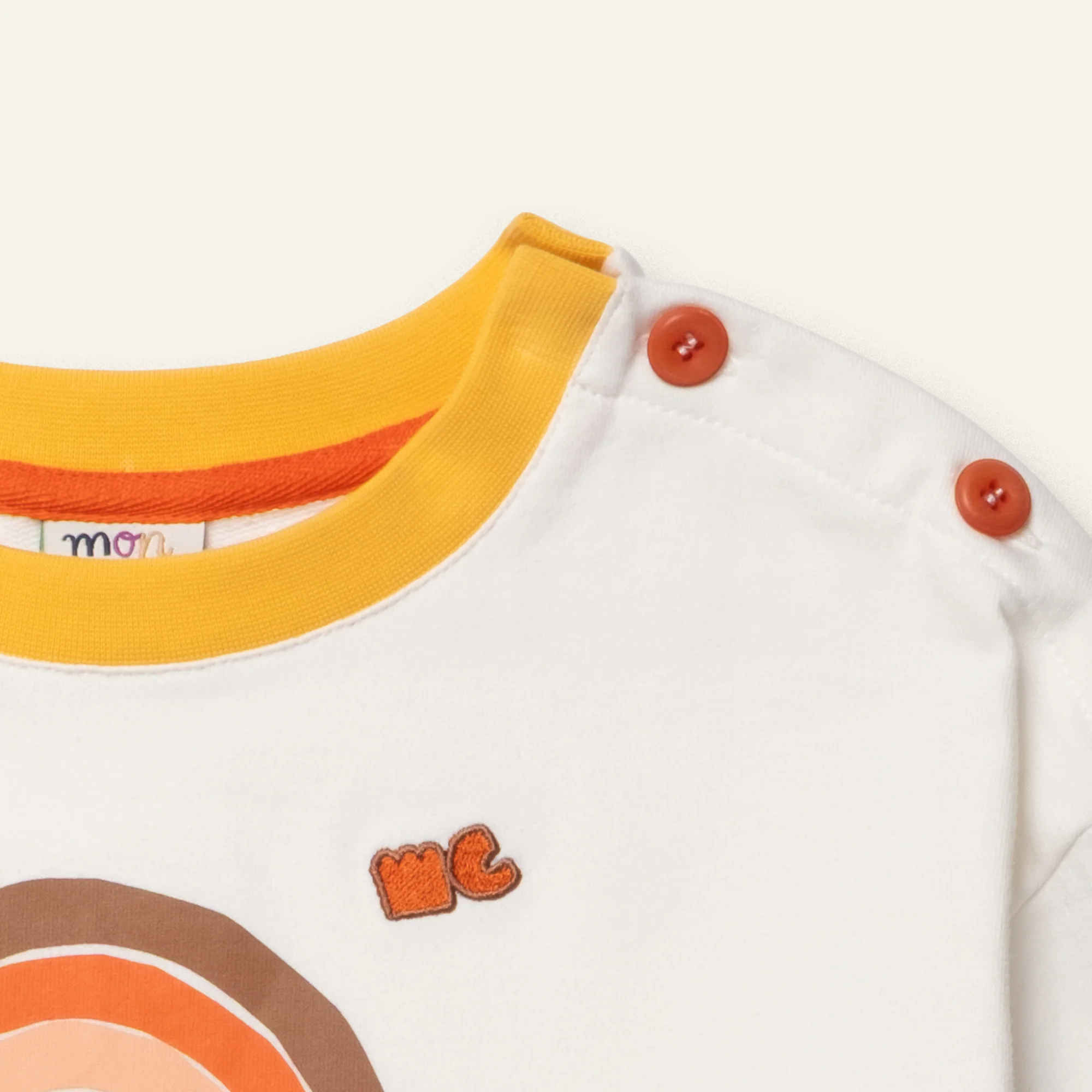 Vintage Rainbow Sweatshirt - Image 5